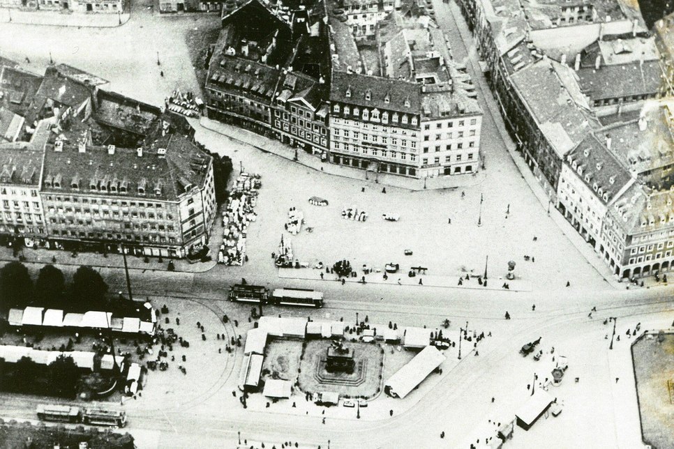Luftbild Neustädter markt um 1935.
