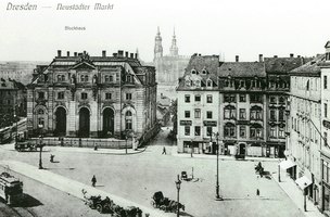 Südwestseite des Neustädter Marktes um 1930.