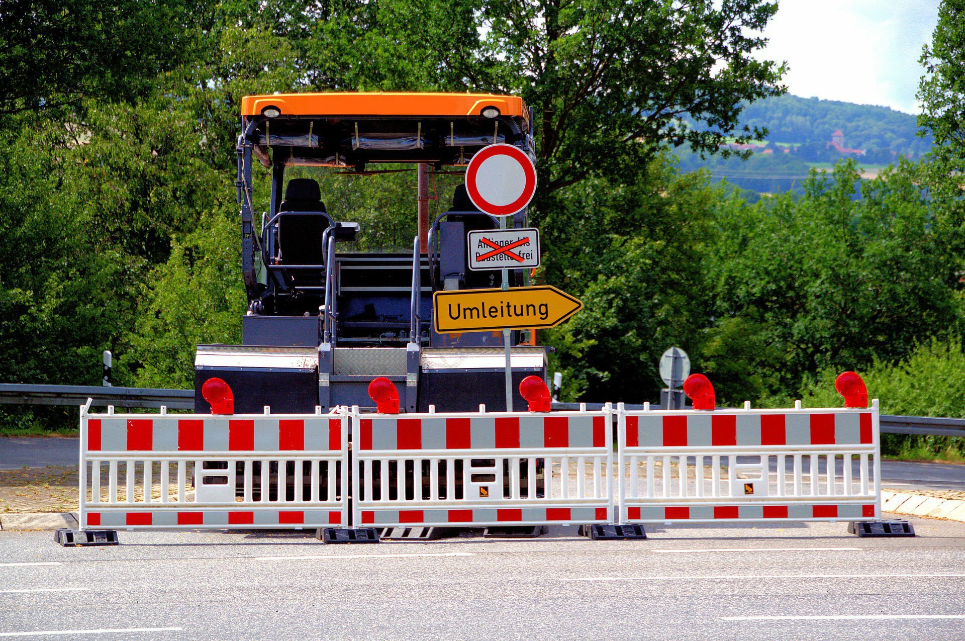 Neue Baustelle An Der B96 Bei Schwarzkollm - Landkreis Bautzen ...