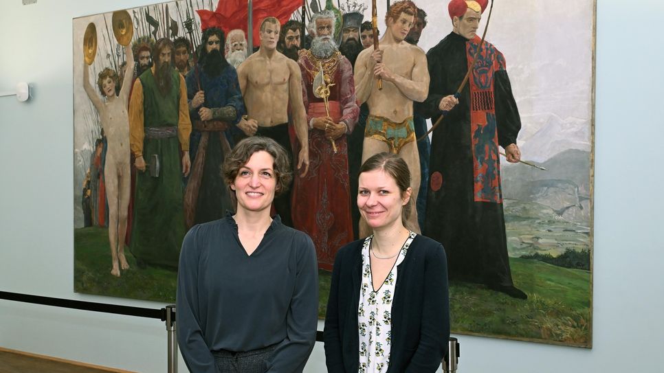 Die beiden Restauratorinnen Ulrike Schauerte und Claudia Hartwich.