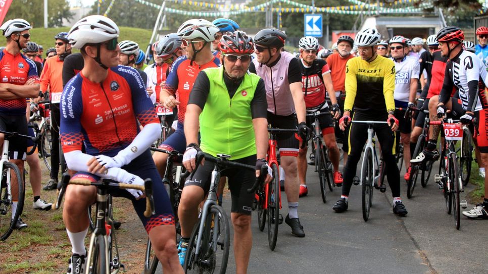 Knapp 700 Radfahrbegeisterte waren bei der Altenberger Radtour (ARTOUR) 2023 dabei.