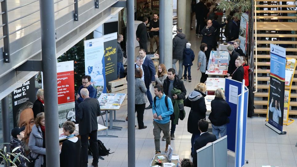 Die Fachkräftemesse des Landkreises Meißen am 27. Dezember 2022 im BSZ Meißen war ein großer Erfolg.