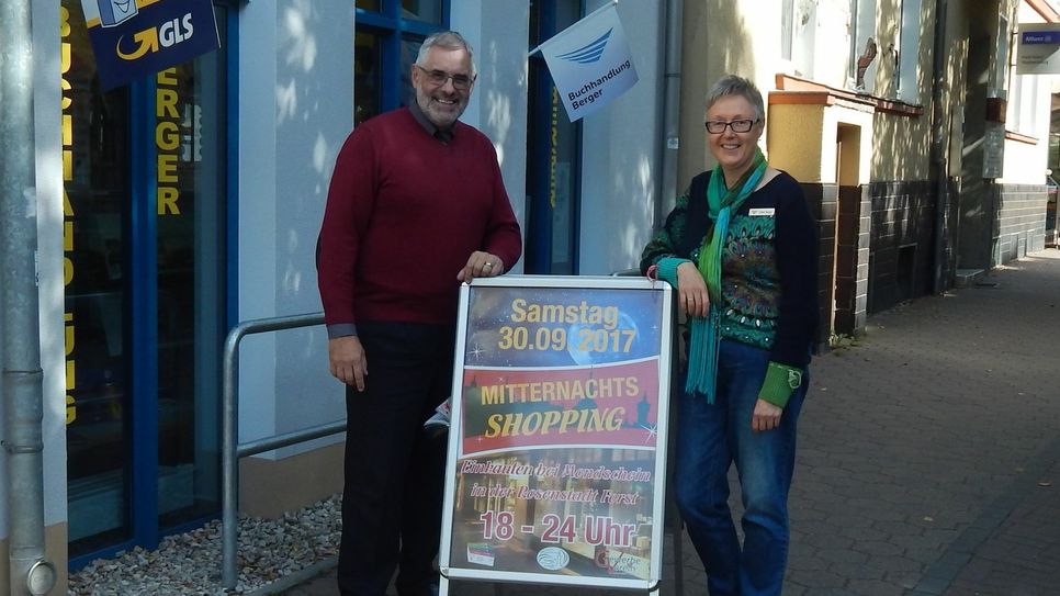 Andreas Wolff und Katrin Berger vom Gewerbeverein Forst. Die zehnte Auflage im letzten Jahr war ein viel gelobter Höhepunkt. 2018 gibt es kein Mitternachtsshopping. Foto: Dany Dawid