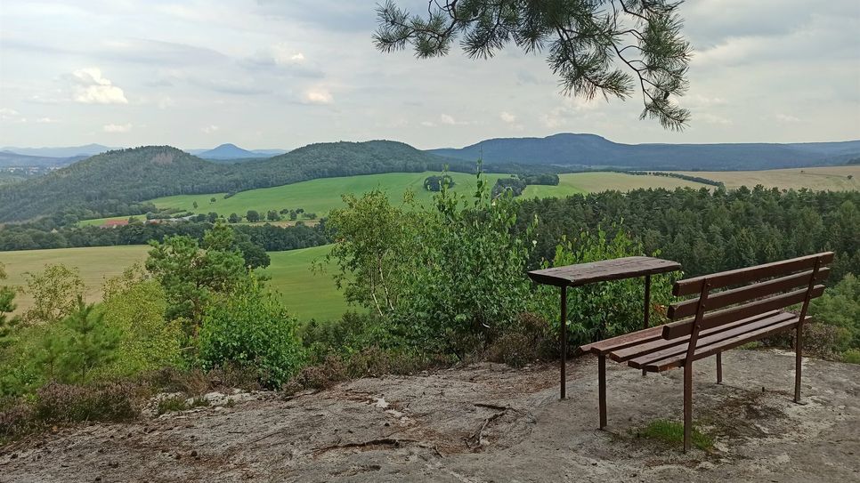 Die Sächsische Schweiz: Schützenswertes Naturgebiet auf der einen Seite, aber auch kultivierter Lebensraum und Tourismusdestination auf der anderen Seite. Ist dies noch miteinander vereinbar?