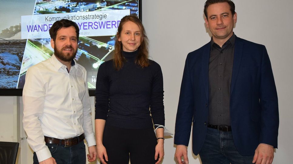 Das Team Strukturwandel für Hoyerswerda stellt sich vor, von links: Robert Böhme, Sarah Stötzner und Christian Hoffmann.