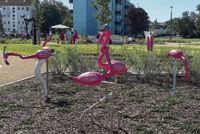 Auch ein Gruppe Flamingos und eine »Flüsterbrücke« haben ihren Platz gefunden.