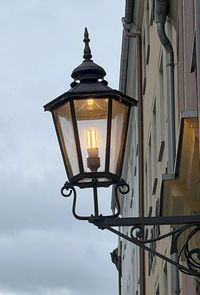 Die neuen LED-Leuchten auf der Burgstraße...