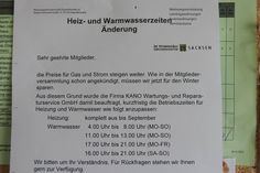 Aushang der Wohnungsgenossenschaft Dippoldiswalde zur Reduzierung der Heiz- und Warmwasserzeiten.