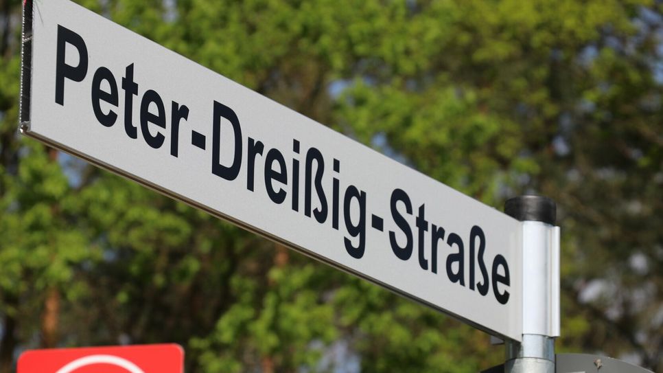 Die Peter-Dreißig-Straße in Guben erinnert an den 2022 verstorbenen Bäckermeister und Unternehmer.
