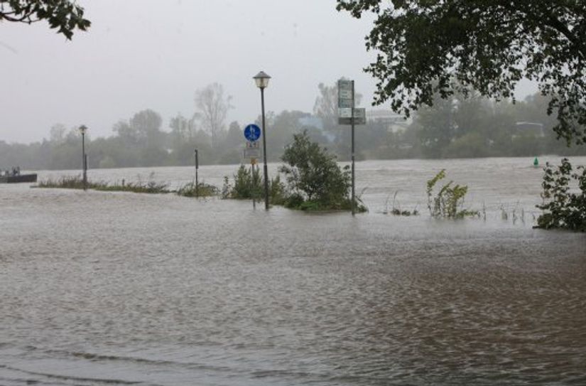 Hochwasser am 16. September im Bereich des Bootshauses vom Ruderverein 1872 in Pirna.