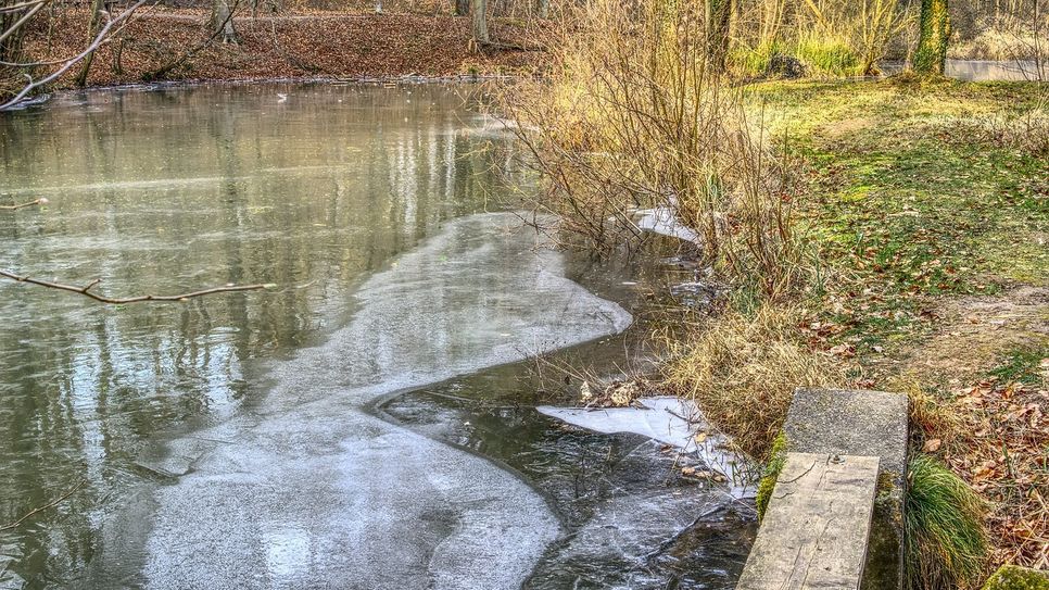 Eisflächen betreten verboten!