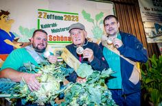 Kohlrabimeister 2023 Joachim Hempel (Mitte), Markus Wurm (2. Platz, links) und Bert Hempel (3. Platz, rechts).